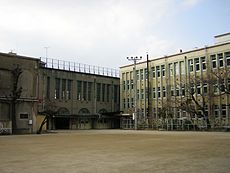 京都市立龍池小学校