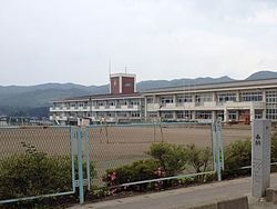滝沢市立鵜飼小学校