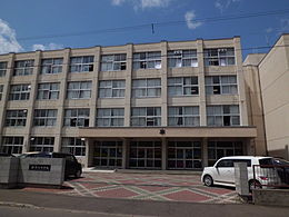 札幌市立新琴似中学校