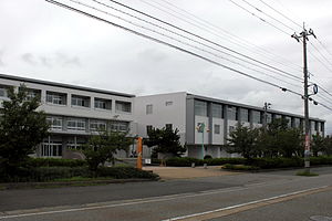 坂井市立春江中学校