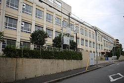 名古屋市立円上中学校