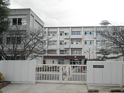 奈良市立平城西中学校