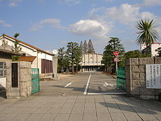 岡山県立岡山操山中学校