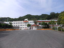 広島市立船越中学校