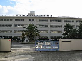 兵庫県立武庫荘総合高等学校