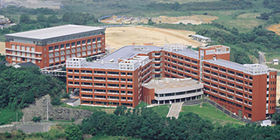 九州共立大学八幡西高等学校